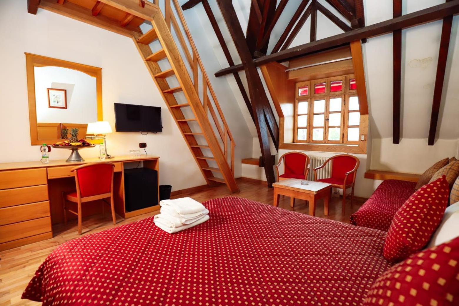 Grand Hotel Ifrane Exterior photo